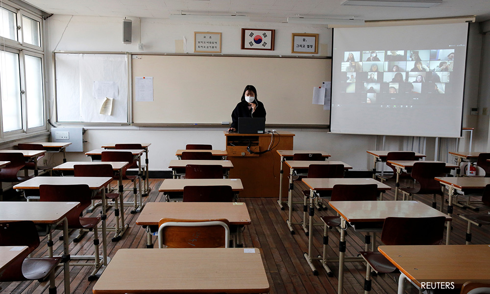 Most schools in Seoul closed to battle resurgent Covid-19