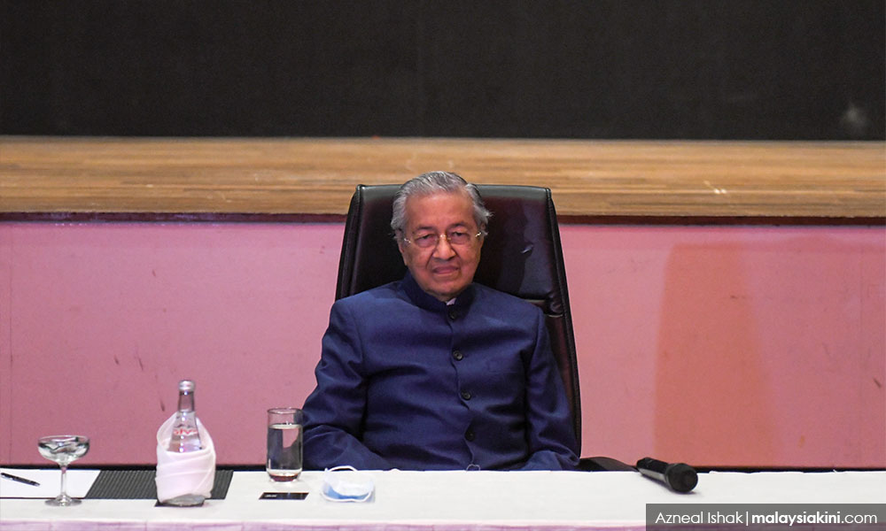 Revolt brewing in Bersatu Johor, defections to Mahathir's new party expected