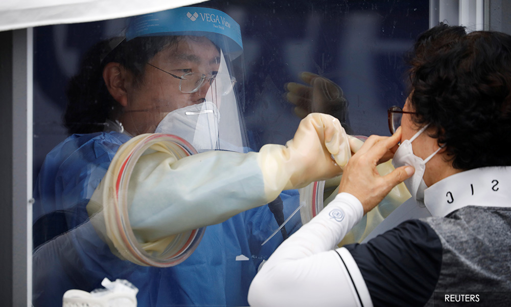Surge in S Korea coronavirus cases sparks hospital bed shortage concerns