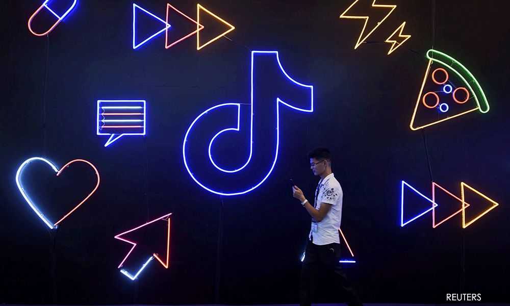 Trump gives blessing to deal to allow TikTok to continue to operate in US