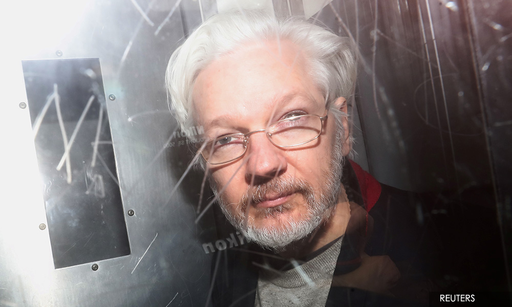 Assange legal fight to avoid US espionage trial resumes in London