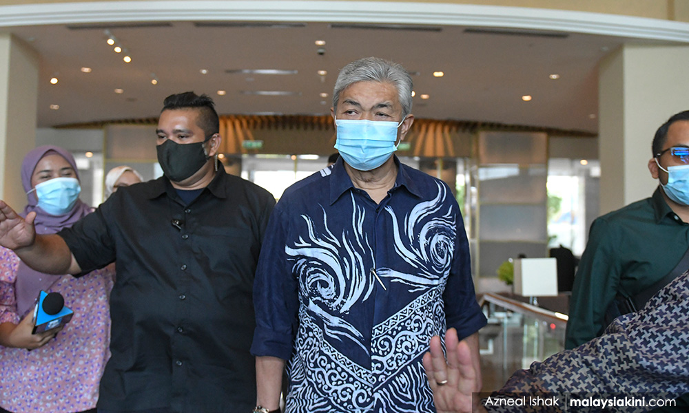 Muhyiddin gathers PN component ahead of uncertain budget vote