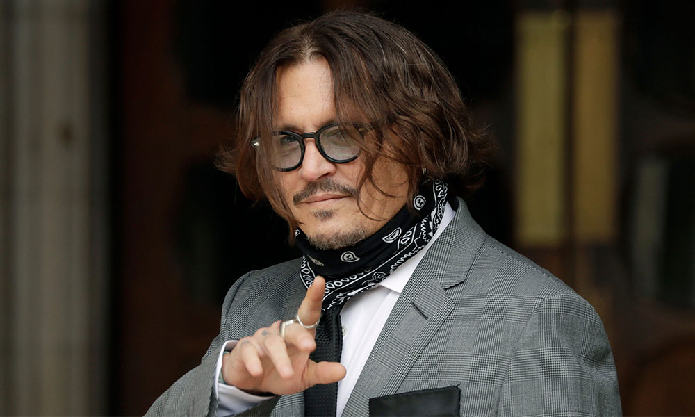 Johnny Depp kalah saman