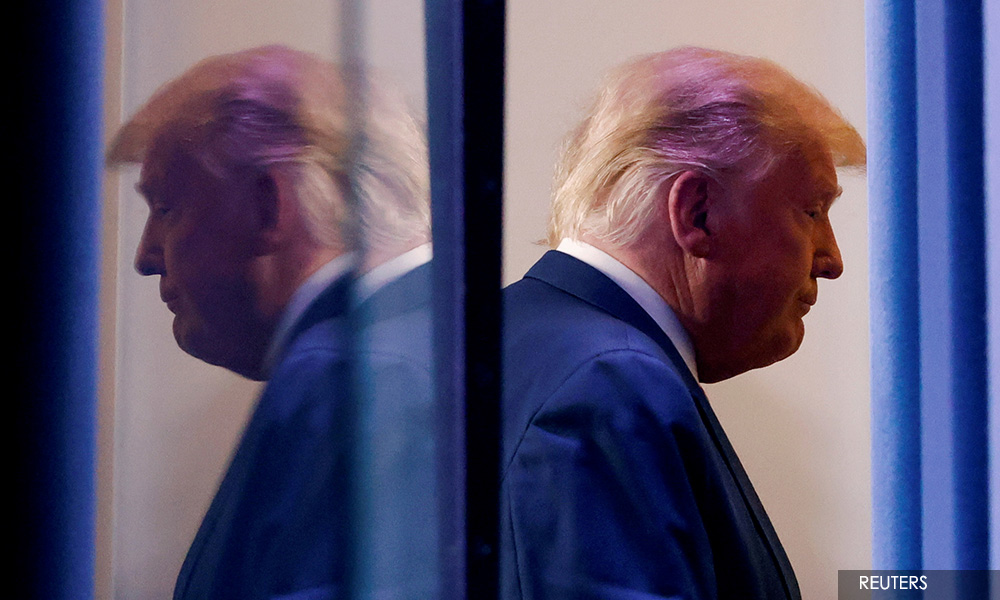 Can Trump pardon himself and family members?