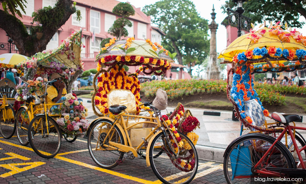 Trishaw rider trying his best to make a living amid MCO