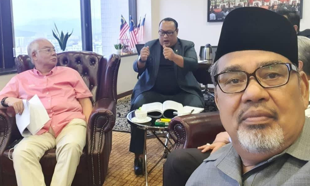 Covid-19: Prior to testing positive, Tajuddin met Najib and Zahid