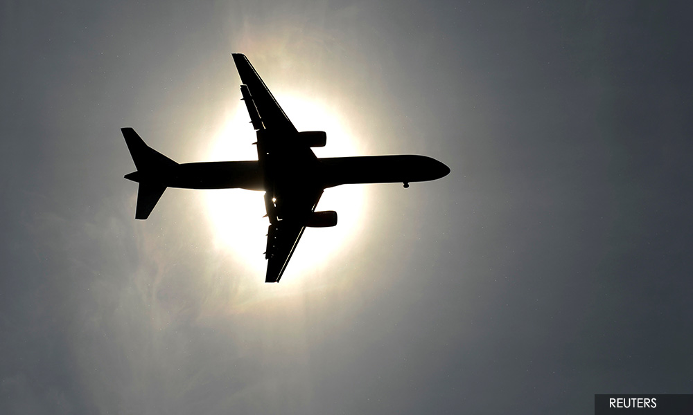 US to impose South Africa travel ban to combat new Covid-19 variant