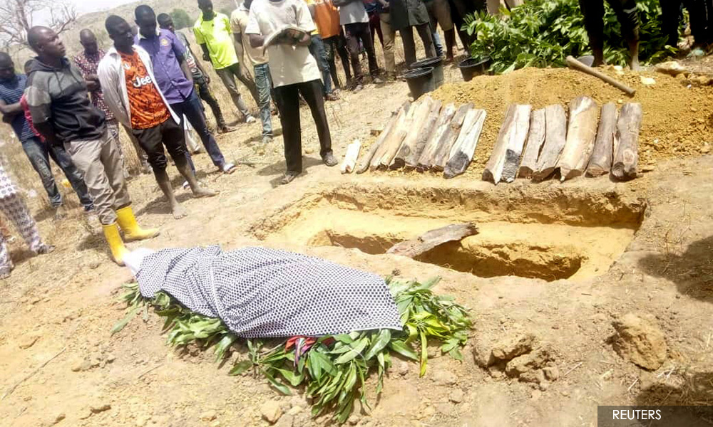 Gunmen kill student, kidnap 42 in attack on Nigerian school