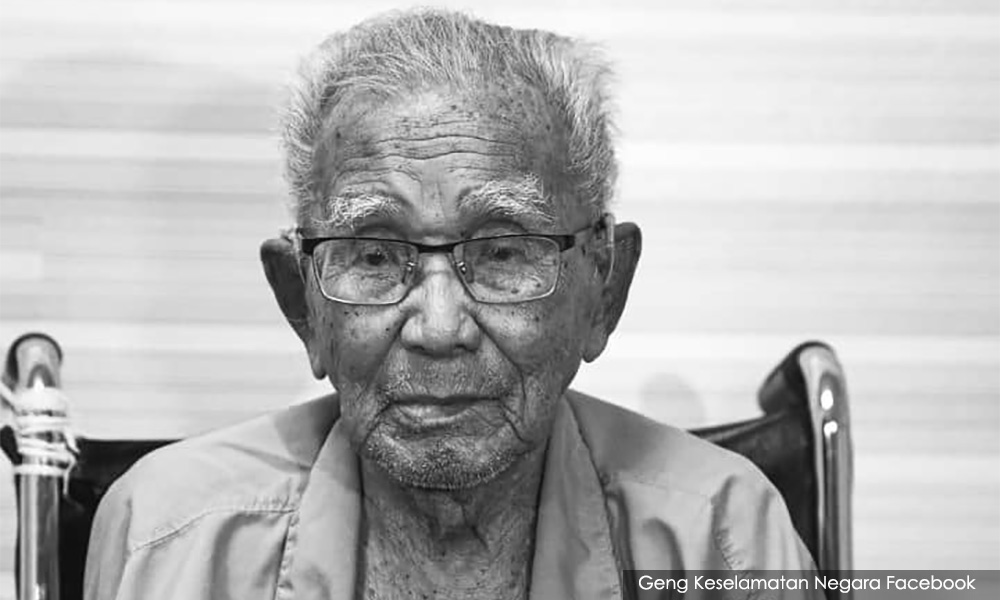 World War II veteran Ujang Mormin dies aged 100