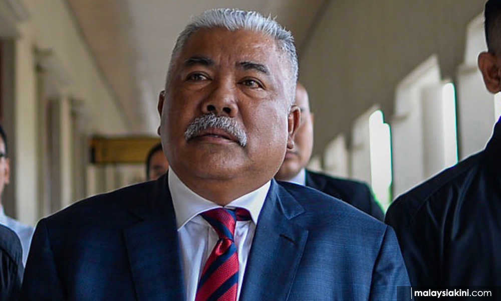 Court upholds jail sentence, fine on ex-ministry sec-gen