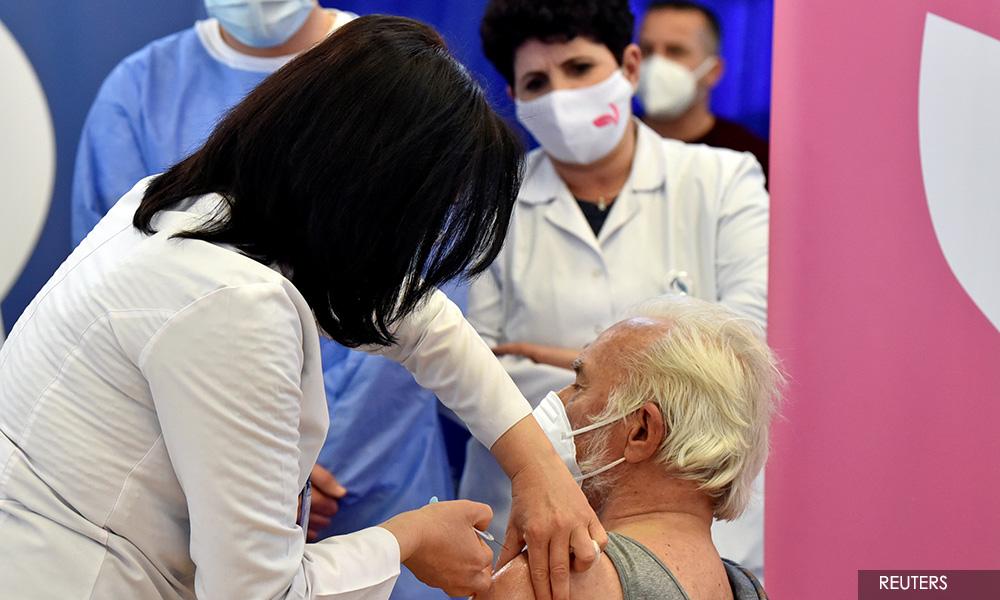 Rich countries urged to donate excess Covid-19 vaccines
