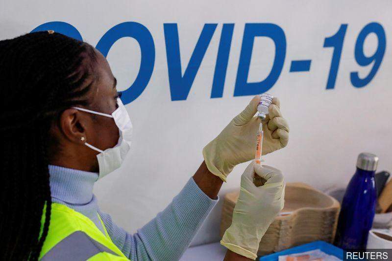 Two AstraZeneca shots 85-90pct effective - UK real-world analysis