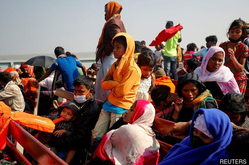 UN refugee chief appeals for funds for Rohingya, sanctuary for Myanmar refugees