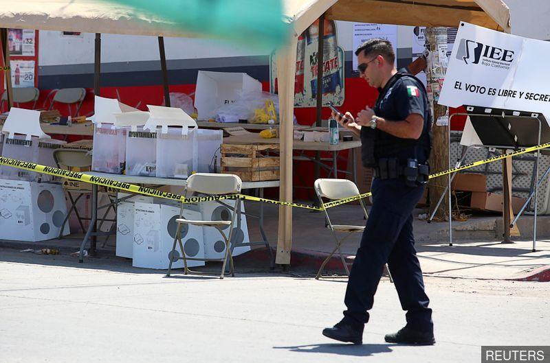 Severed head, body parts in plastic bags and kidnappings on Mexico midterm election day