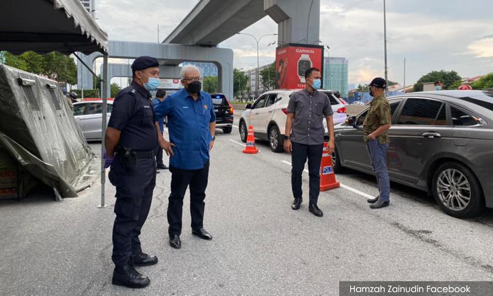 Police to mount 1,000 roadblocks daily in KL, S'gor