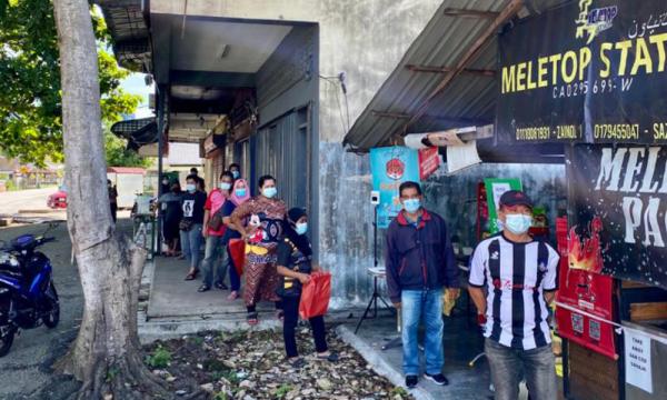 Food Bank In Kuantan Ordered To Close Organiser Claims Political Interference