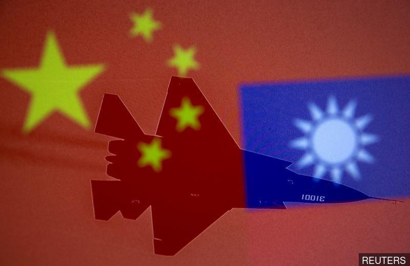 Taiwan reports largest ever incursion by Chinese air force