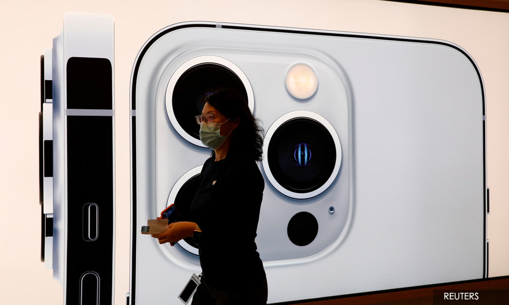 Apple likely to cut iPhone 13 production due to chip crunch - Bloomberg News