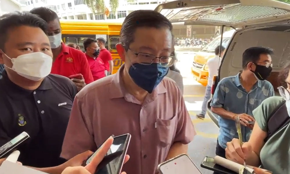 Guan Eng: Zahid too 'weak' to afford 3-cornered fights