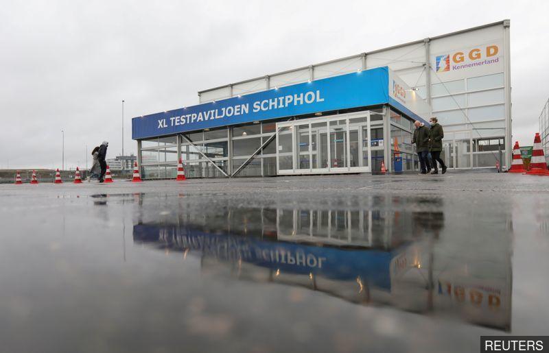 Dutch: Pre-flight tests needed as most Covid travellers from S Africa vaccinated