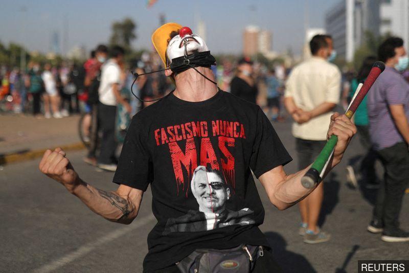 'Coup destroyed us': Memories of Pinochet in Chile crossroads election