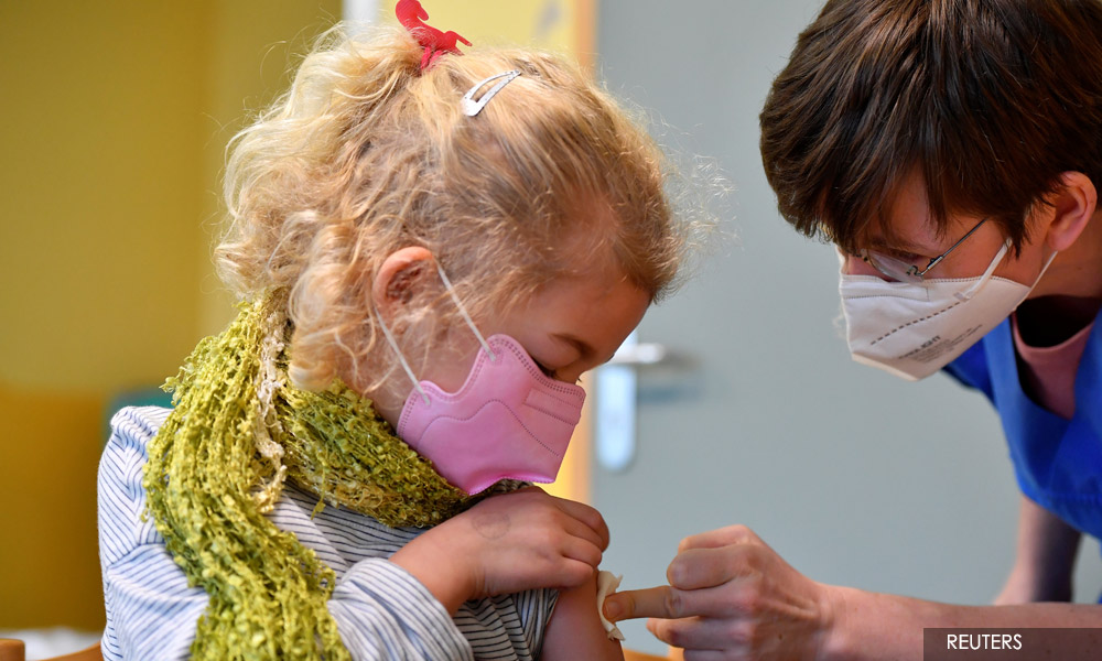 Covid-19 vaccine rollout for children aged 5-11 in the EU