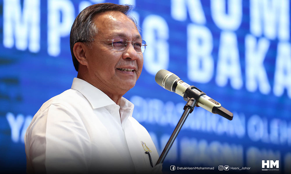 Johor MB mulls snap polls after state govt left with one seat majority