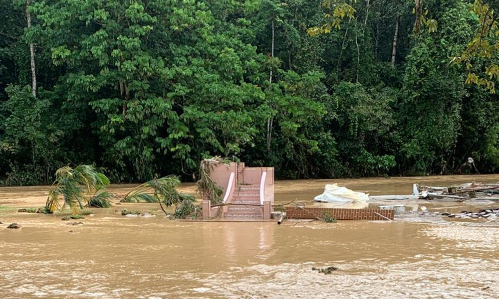 Banjir : Rumah Pusaka Hanya Tinggal Tangga