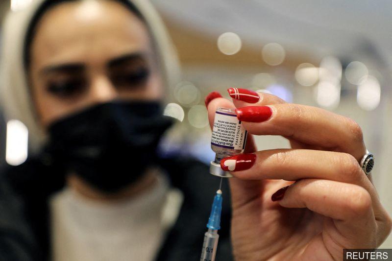 Israeli hospital to give fourth Covid-19 vaccine shot in trial