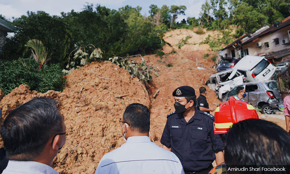Ampang landslide: Slope unsafe, 72 houses to be vacated - MB