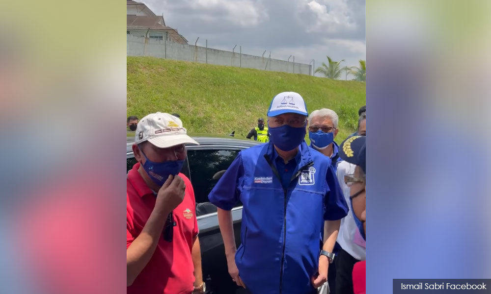 PM pakai baju BN 'tinjau' PRN Johor satu kesalahan p'raya - Bersih