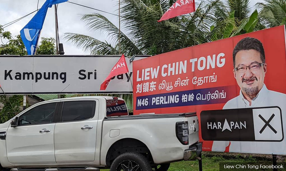 广告板肖像“加”胡子,刘镇东笑言更好看