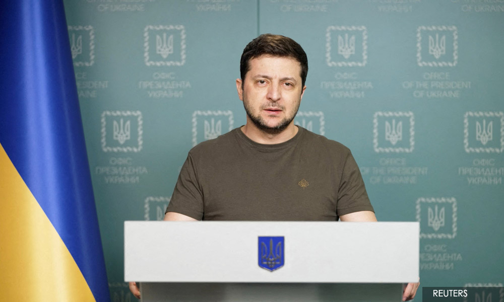 As fighting rages in Mariupol, Zelenskiy appeals for help from Israel