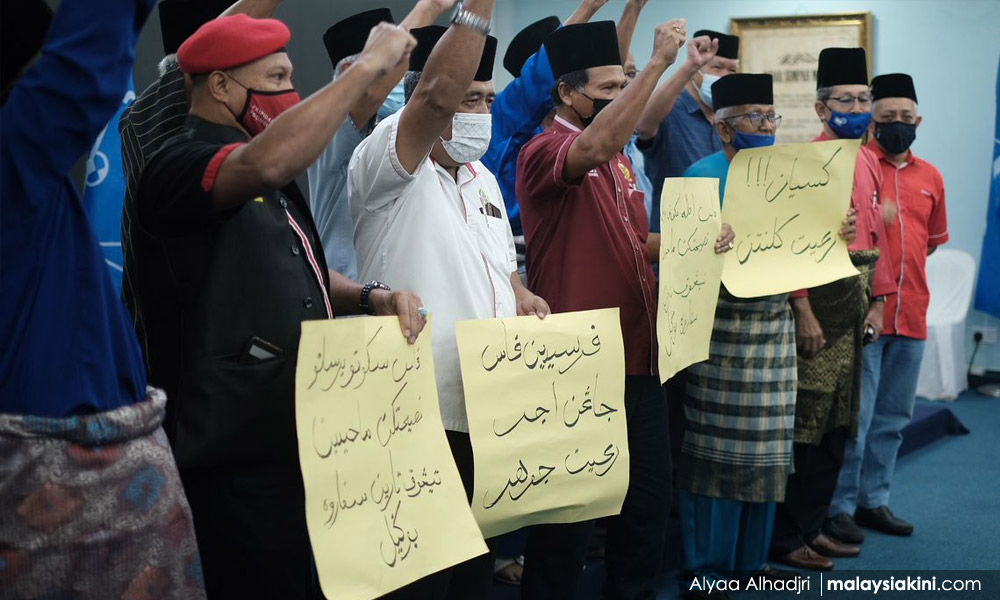 Hadi patut rujuk Muhyiddin pasal Islam di Johor - Veteran Umno