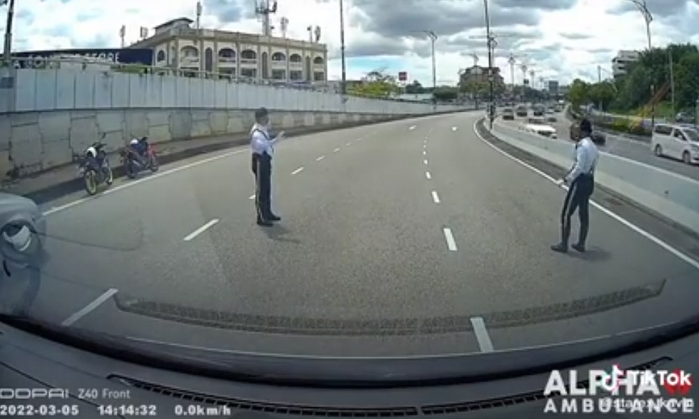 Najib: Ambulance stopping for convoy not PM's fault