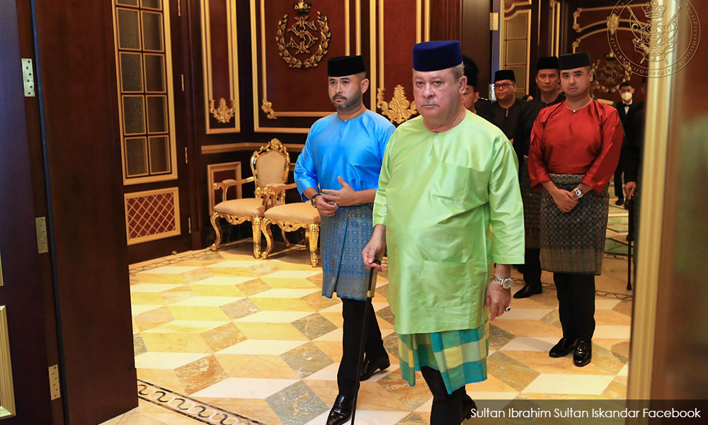 Sultan ingatkan semua exco Johor - 'Ini bukan lagi masa berbulan madu'