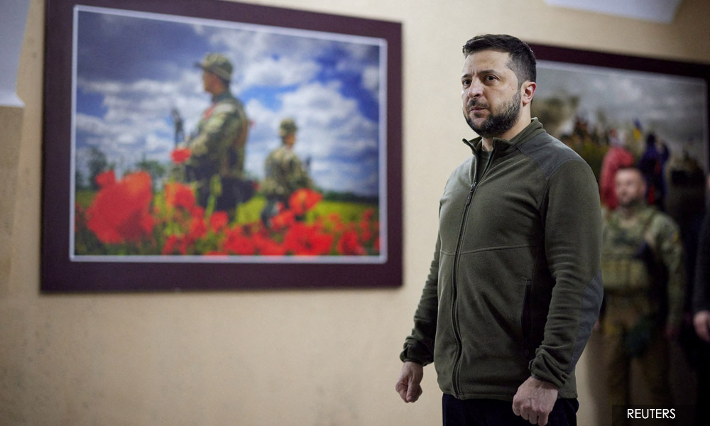 Zelenskiy demands Western nations give arms, asks if they're afraid of Moscow