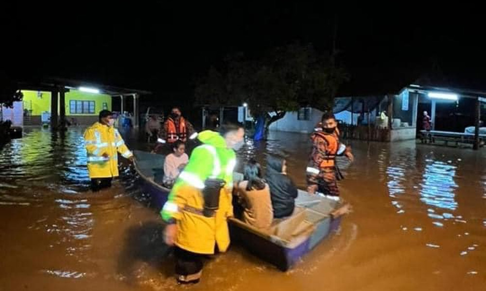 Flood: More victims evacuated in Terengganu and Kelantan