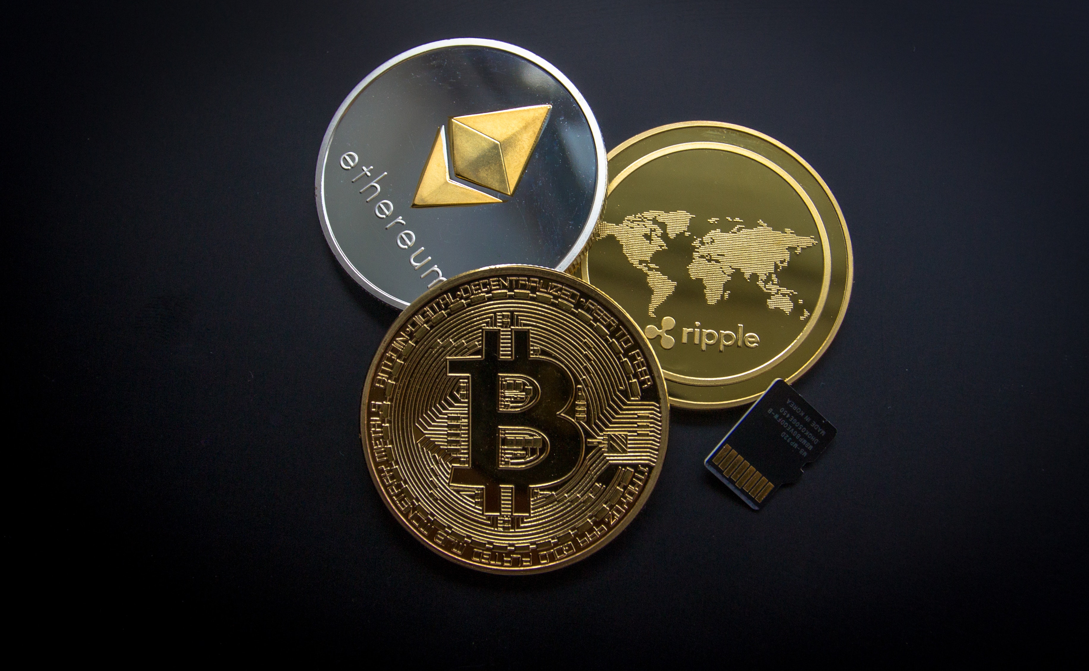 Why Malaysians Should Consider These Cryptocurrencies to Invest in for 2022