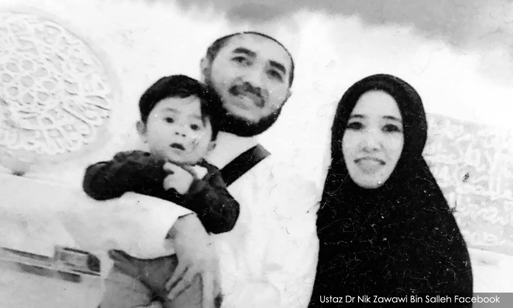 Isteri Nik Zawawi kembali ke rahmatullah