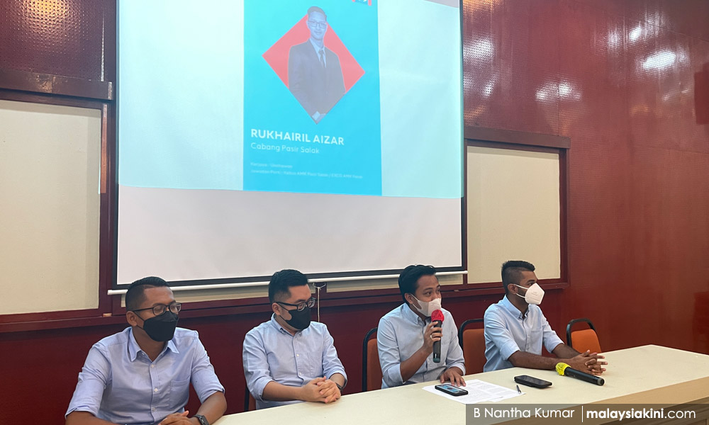Fahmi Zainol secara rasmi umum tanding ketua AMK
