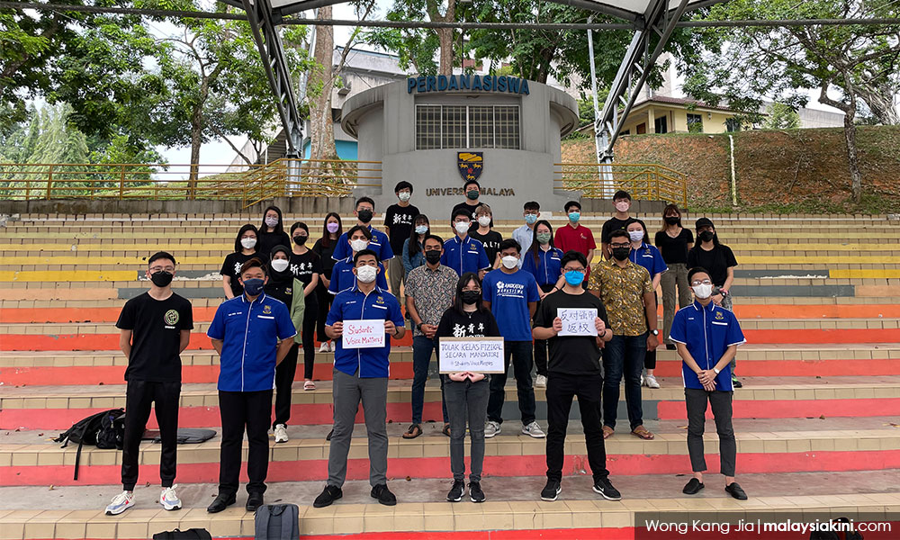 Varsity student groups dissatisfied with mandatory in-person exams