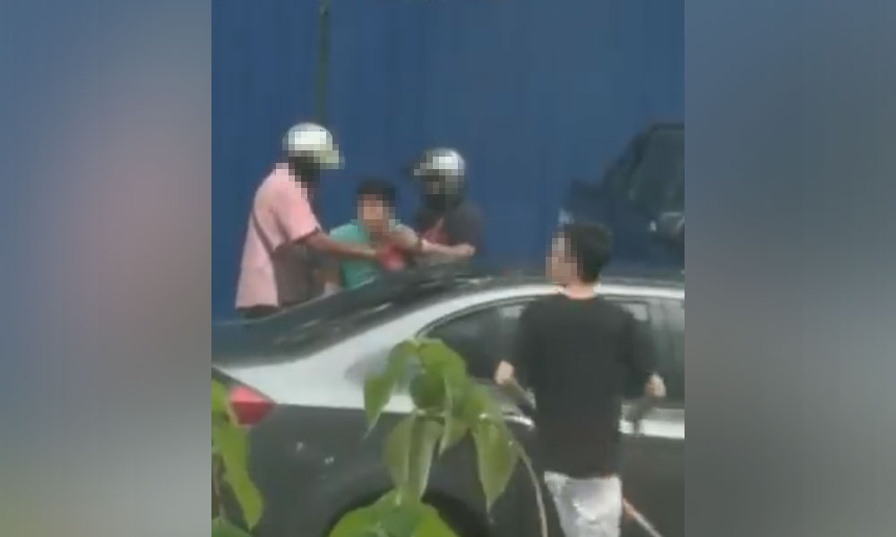 Polis sahkan dua anggota dalam video tular dakwa lakukan kekerasan