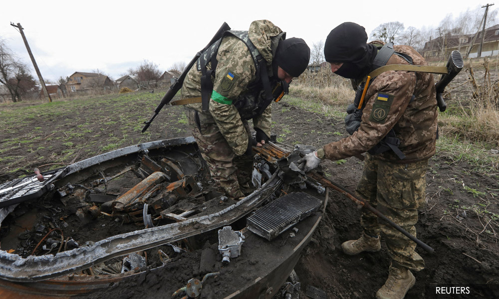 Ukraine prepares for Russian assault, calls for more support