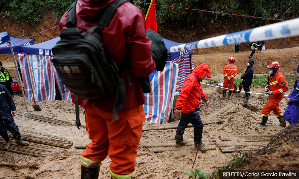 US NTSB helps China download voice record of crashed Boeing jet