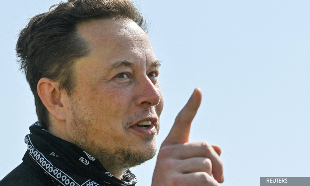 Musk denies he sexually harassed flight attendant on private jet
