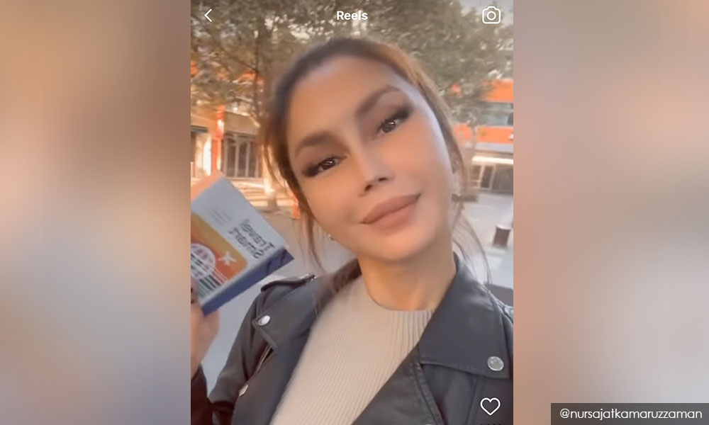 Sajat teruja dapat pasport Australia
