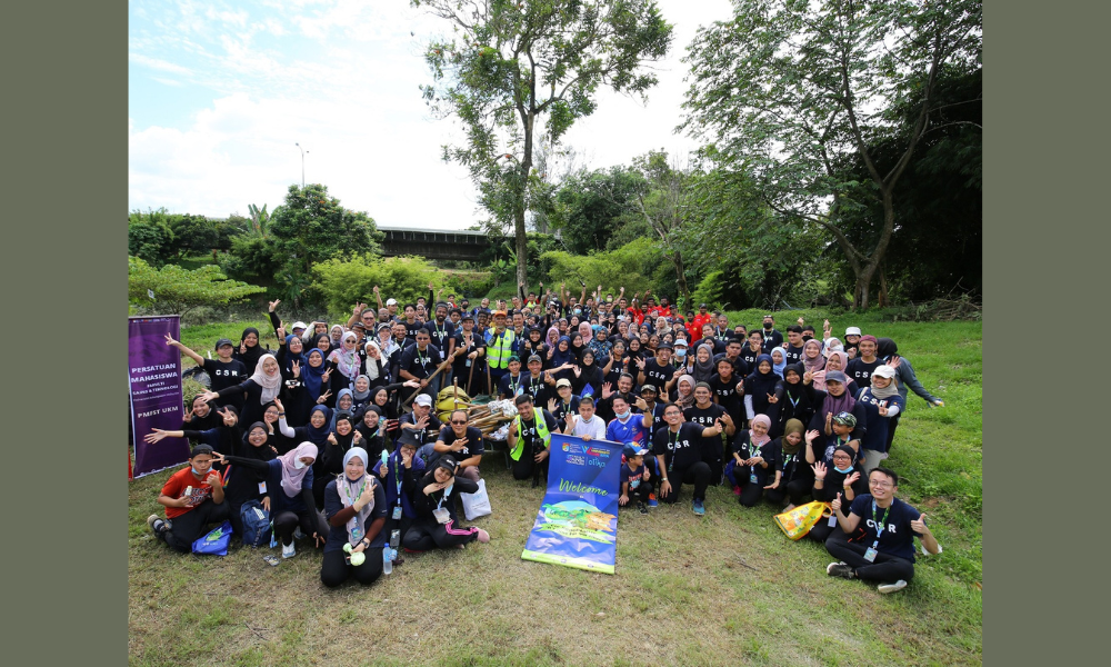 ETIKA and UKM proclaiming “It's Time For our River”