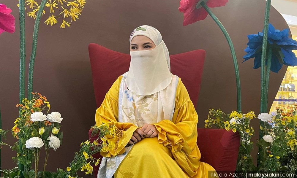 Neelofa pertikai Siti Kasim bidas 'nasihat baik' PU Riz