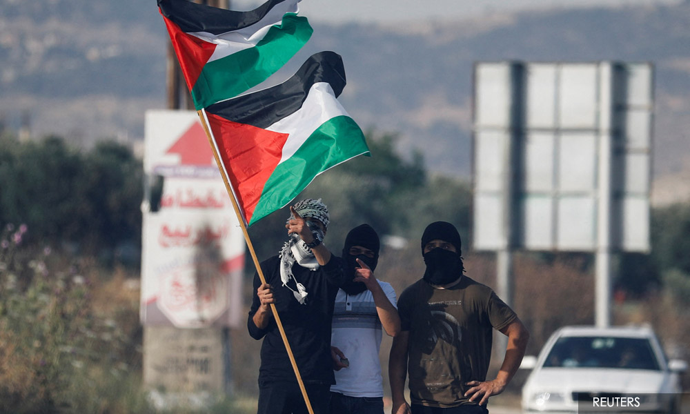 Israeli-Palestinian 'flag war' brews as violence flares
